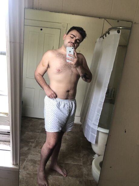 Foto di nudo di fuga di OnlyFans di Tayler Dane