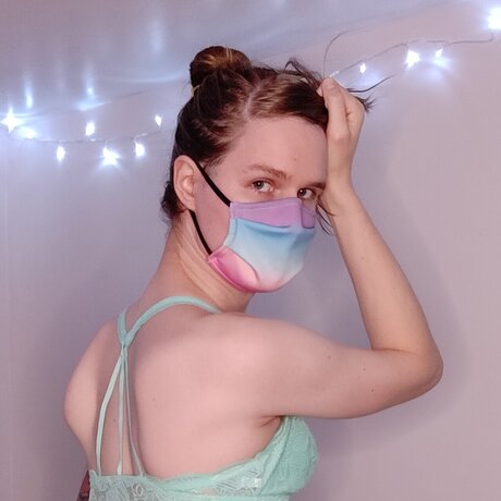 Foto di nudo di fuga di OnlyFans di Opalescent Brat