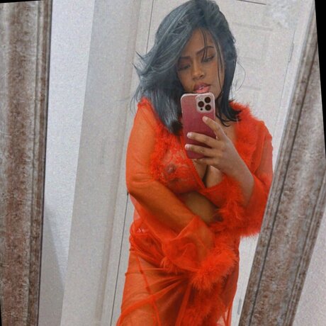 Foto di nudo di fuga di OnlyFans di Queeninaxox