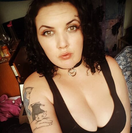 Foto di nudo di fuga di OnlyFans di Isla Cameron