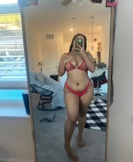 Foto di nudo di fuga di OnlyFans di Nixy