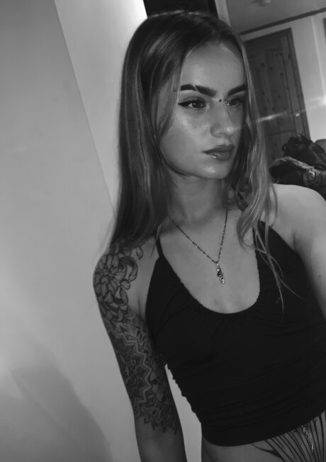 Foto di nudo di fuga di OnlyFans di Lunicorn