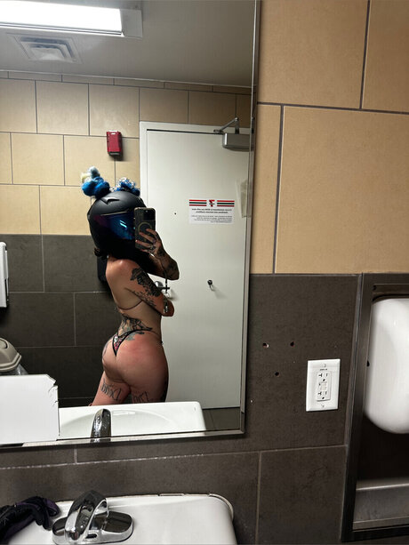 Foto di nudo di fuga di OnlyFans di Kay