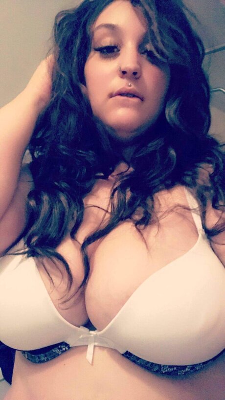 Queenj5