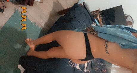 Foto di nudo di fuga di OnlyFans di Snooks