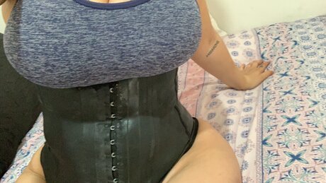 Foto di nudo di fuga di OnlyFans di Babyg