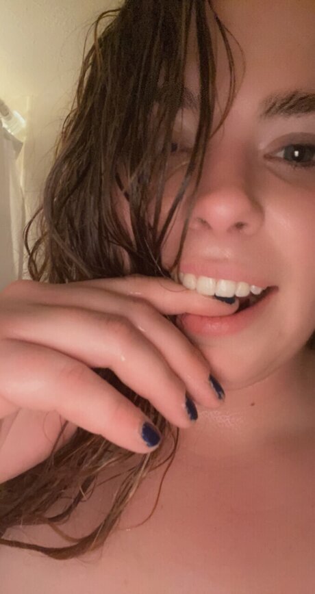 Foto di nudo di fuga di OnlyFans di Holly
