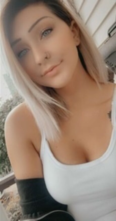Foto di nudo di fuga di OnlyFans di Shley