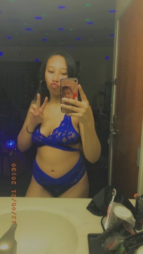 Foto di nudo di fuga di OnlyFans di Dioramoree