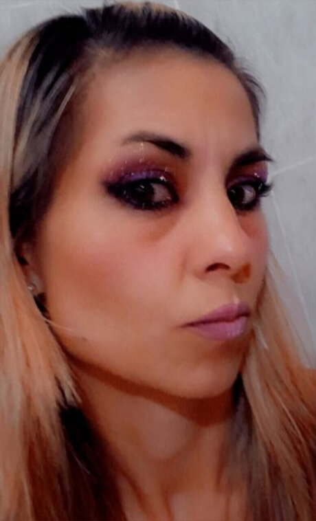 Foto di nudo di fuga di OnlyFans di Luna Sexting 
