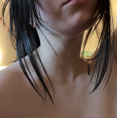 Foto di nudo di fuga di OnlyFans di Helen