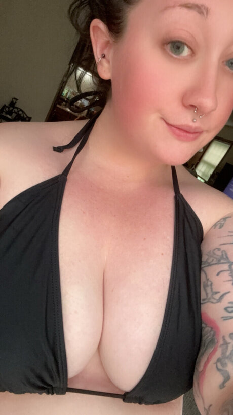 Foto di nudo di fuga di OnlyFans di Kimberly 