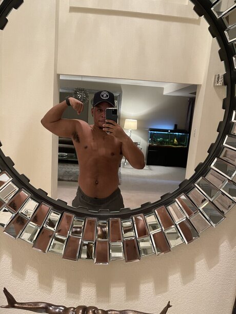 Foto di nudo di fuga di OnlyFans di Medical Goat