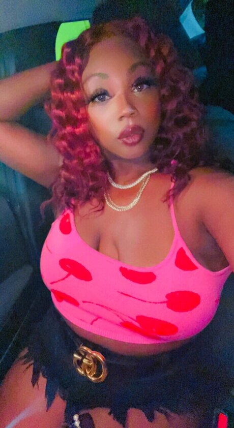 Foto di nudo di fuga di OnlyFans di Nina