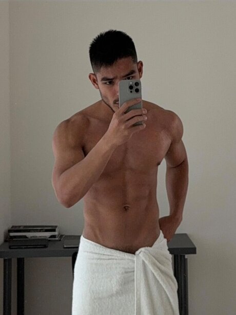 Foto di nudo di fuga di OnlyFans di Mxmdl