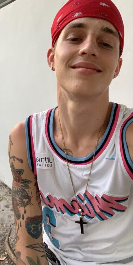Foto di nudo di fuga di OnlyFans di Smoke