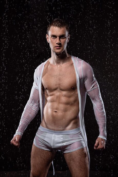 Foto di nudo di fuga di OnlyFans di Sugar 21cm82 Inches
