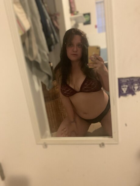 Foto di nudo di fuga di OnlyFans di Maddie