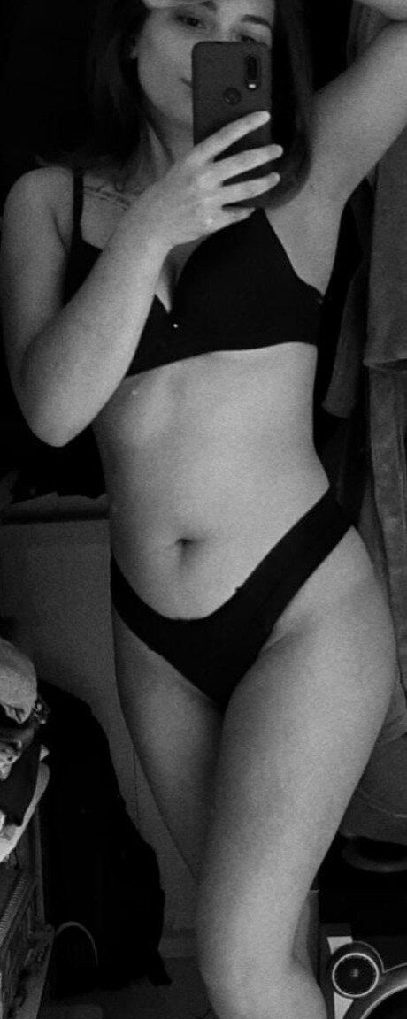 Foto di nudo di fuga di OnlyFans di Baby