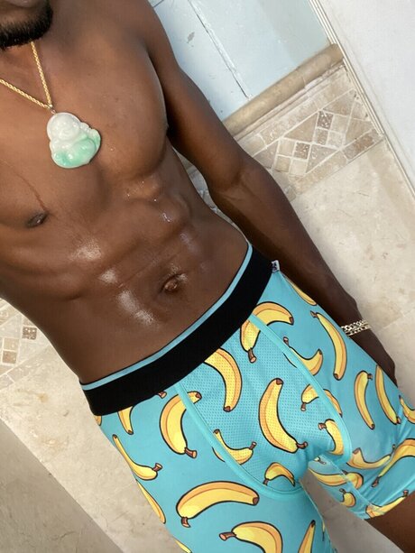 Foto di nudo di fuga di OnlyFans di Mu Tha Great