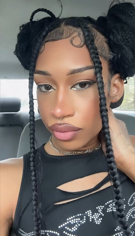 Foto di nudo di fuga di OnlyFans di Imani 
