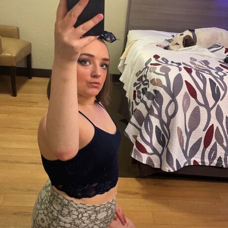 Foto di nudo di fuga di OnlyFans di Maddiin Calista