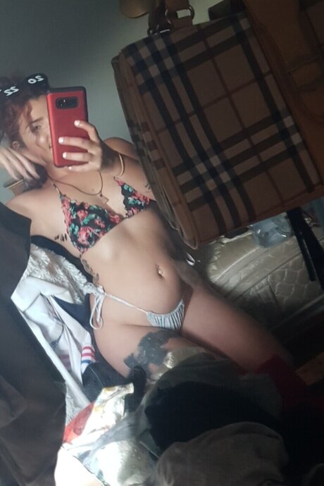 Foto di nudo di fuga di OnlyFans di Lilmiss