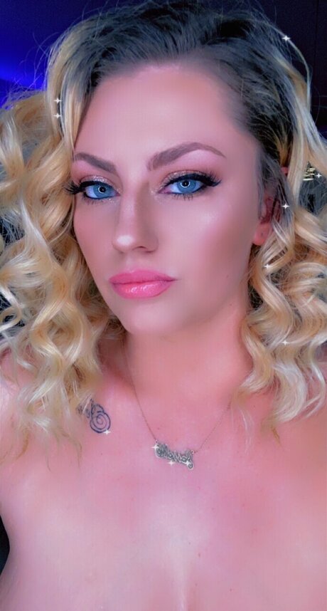 Foto di nudo di fuga di OnlyFans di Jp Leslie