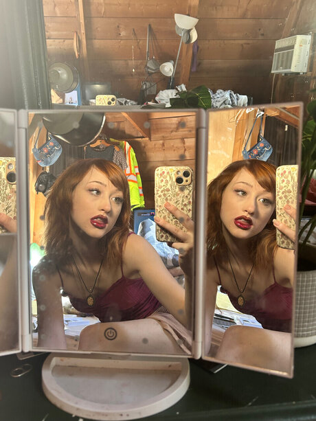 Foto di nudo di fuga di OnlyFans di Lana