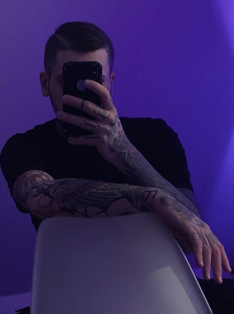 Foto di nudo di fuga di OnlyFans di Lukatchi