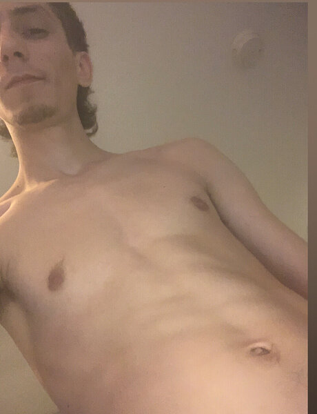 Foto di nudo di fuga di OnlyFans di James