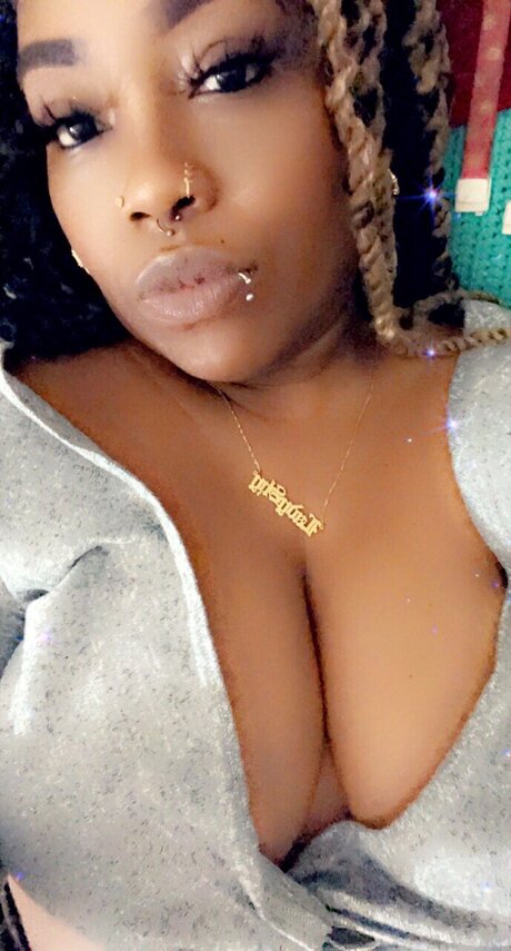 Foto di nudo di fuga di OnlyFans di Kandi Brim