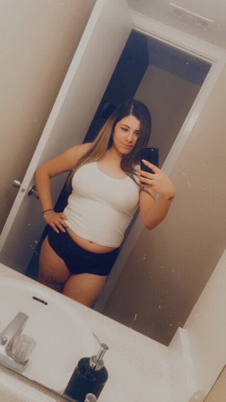 Foto di nudo di fuga di OnlyFans di Lil Mamaa 