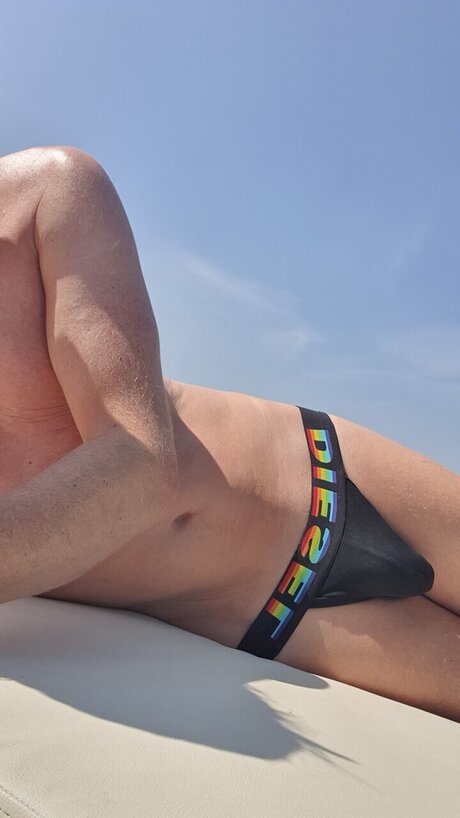 Foto di nudo di fuga di OnlyFans di Rtma