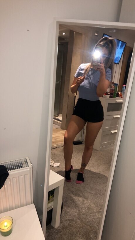 Foto di nudo di fuga di OnlyFans di El