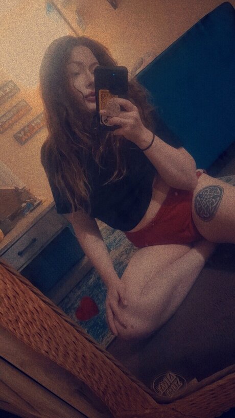 Foto di nudo di fuga di OnlyFans di Baby Infidel