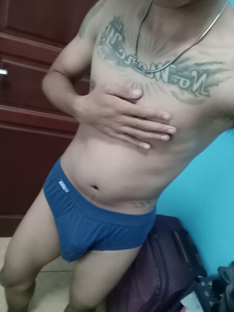Foto di nudo di fuga di OnlyFans di Valengk