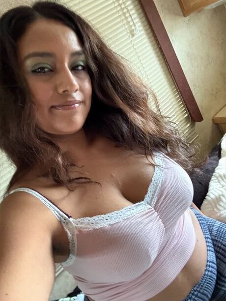 Foto di nudo di fuga di OnlyFans di Beautiful