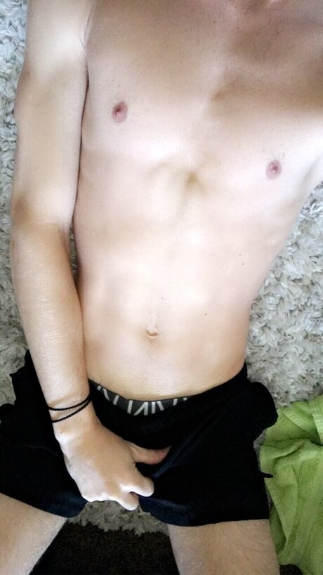 Foto di nudo di fuga di OnlyFans di Downamb