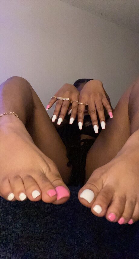 Foto di nudo di fuga di OnlyFans di Quya