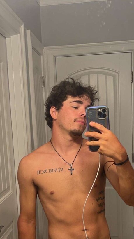 Foto di nudo di fuga di OnlyFans di D