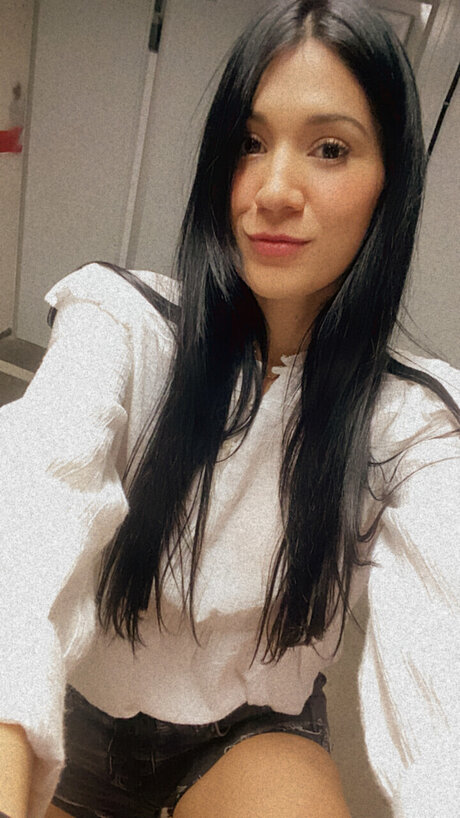 Foto di nudo di fuga di OnlyFans di Yami