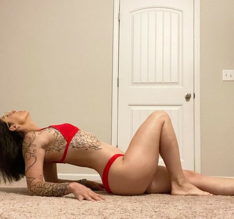 Foto di nudo di fuga di OnlyFans di Themrsnextdoor20