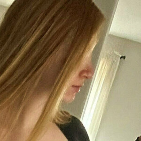 Foto di nudo di fuga di OnlyFans di Peachbuttbaby