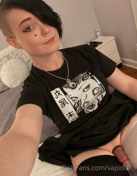 Foto di nudo di fuga di OnlyFans di Vapidthot