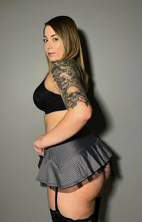 Foto di nudo di fuga di OnlyFans di Brizzybrawls