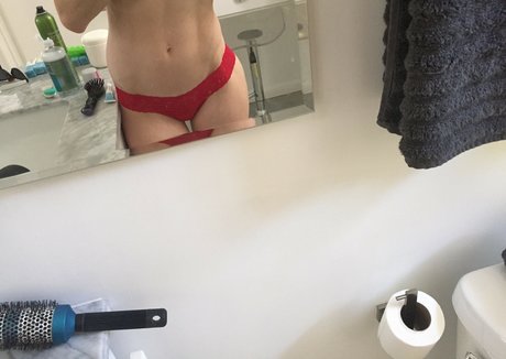 Iliza Shlesinger
