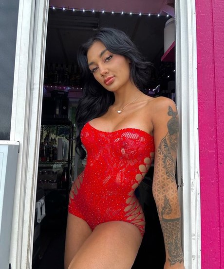 Foto di nudo di fuga di OnlyFans di Baristatbaby