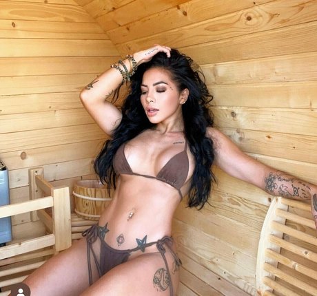 Foto di nudo di fuga di OnlyFans di Lilkymchiii