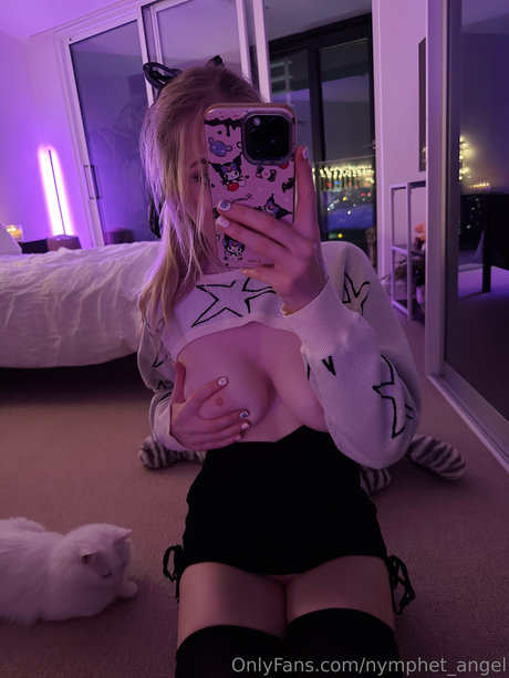Foto di nudo di fuga di OnlyFans di Nymphetangel